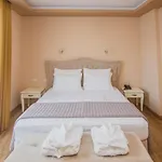 Christi\'S Hotel Borova