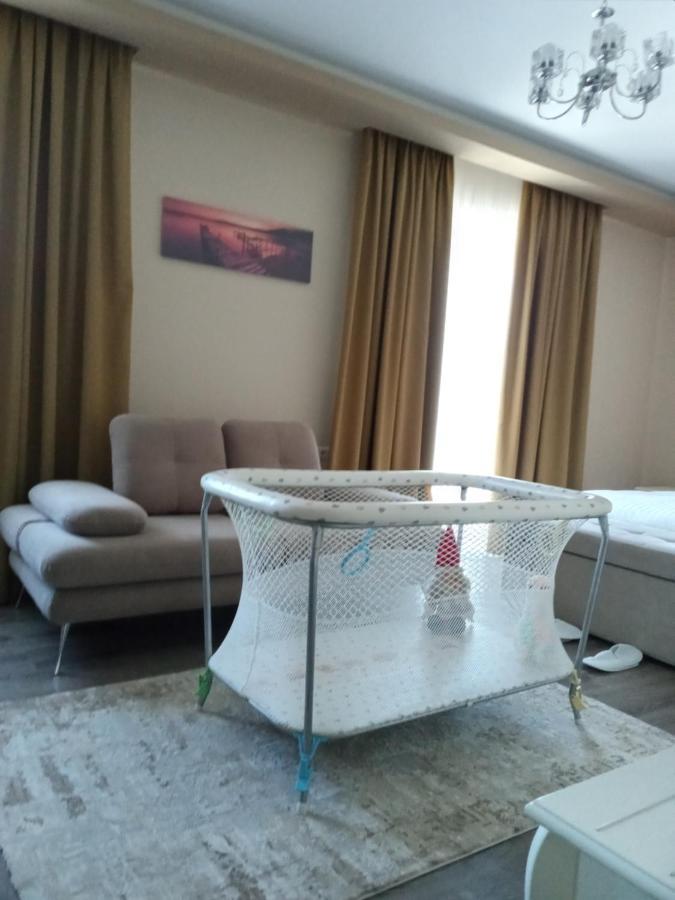 Christi's Borova Hotel 4*