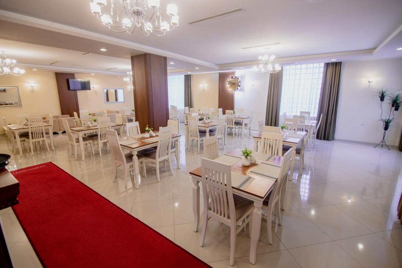 Christi's Borova 4* Korce